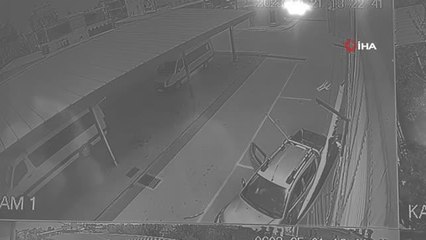 Afacanların araba sürme sevdası işyerinin duvarında son buldu