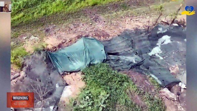 Ukrainian troops drop bombs on Russian trenches with infinite precision