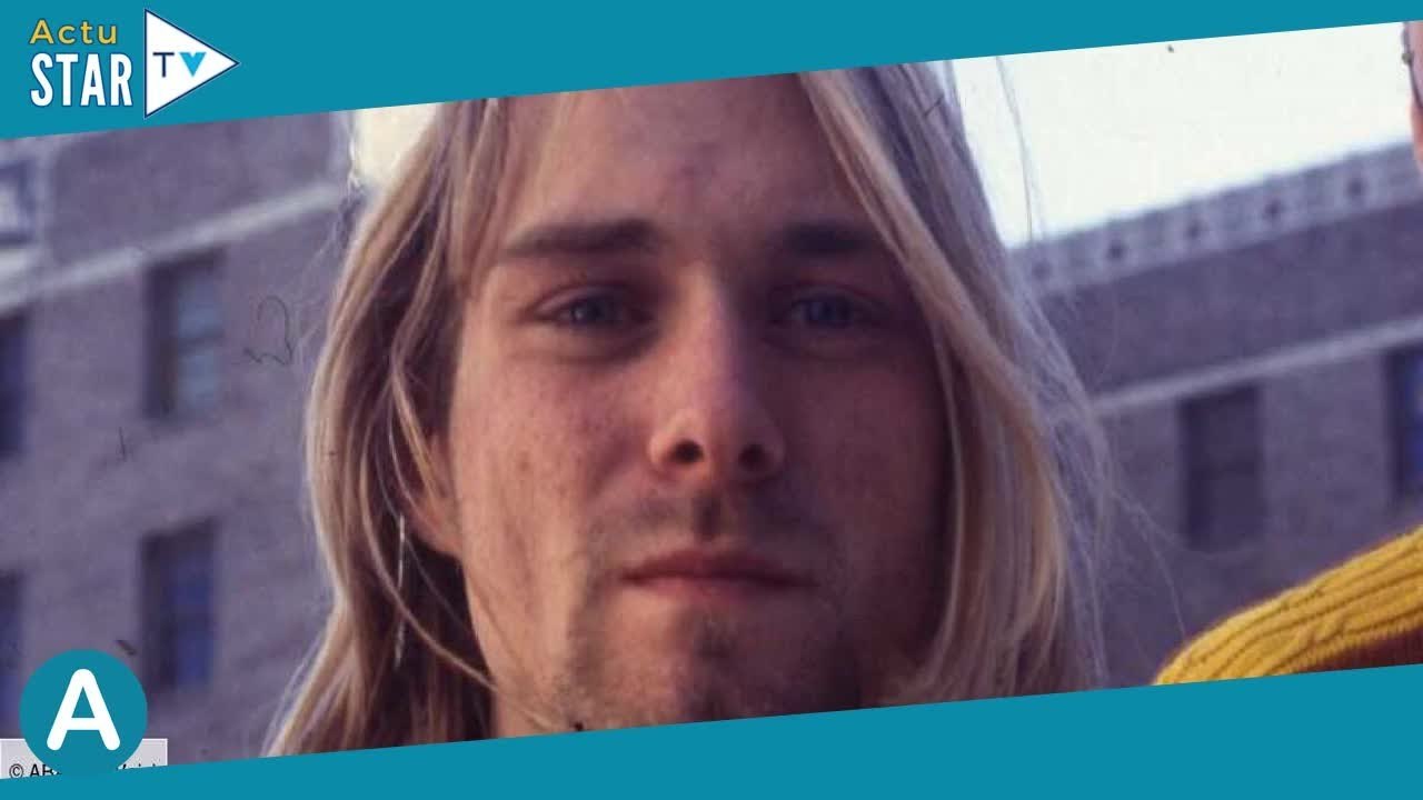 Kurt Cobain : une guitare brisée de l'artiste se vend aux enchères à un prix affolant