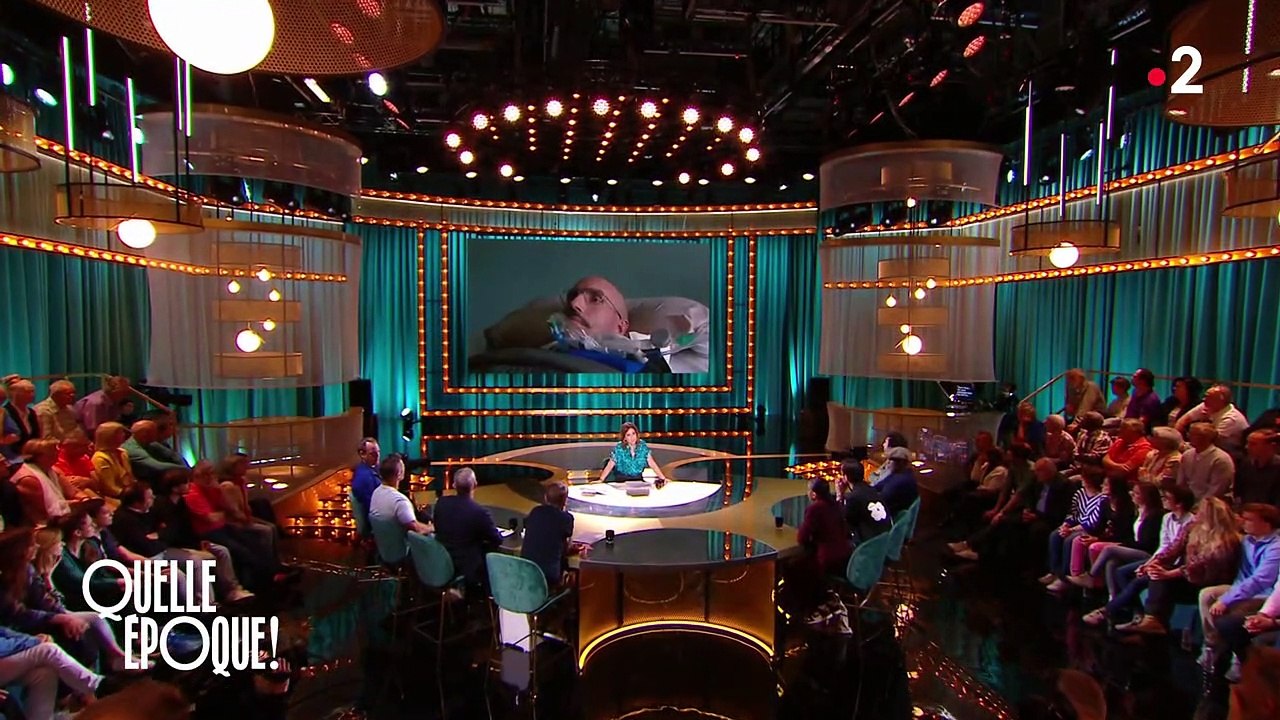 Léa Salamé, Camille Combal et Basile Boli émus aux larmes dans "Quelle époque !"