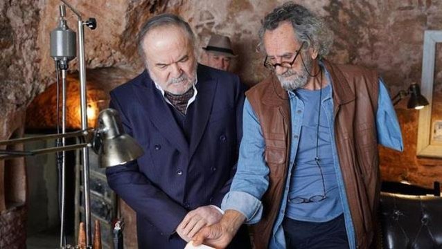 Usta oyuncu Menderes Samancılar tekrar Yalı Çapkını dizisine dönüyor