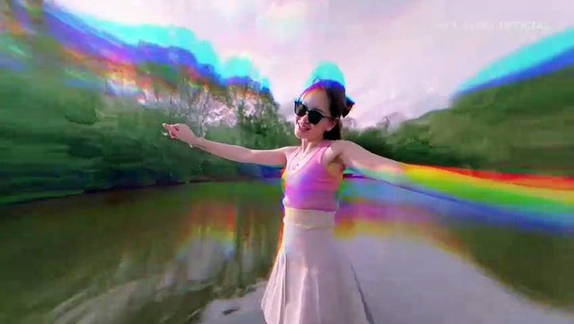 Vita Alvia - Ikan Dalam Kolam (Offical MV) Bila Ingin Melihat Ikan Di Dalam Kolam