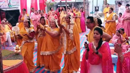 कैनरा बैंक में आग से लाखों का नुकसान