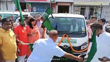 नए हूपर आए तो ढोल नगाड़ों के साथ हुआ स्वागत