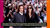 Cannes 2023 : Couverte de faux sang caché dans son décolleté, une femme se fait évacuer du tapis rouge