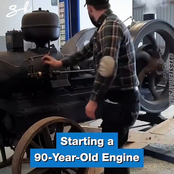 90 YEAR OLD ENGINE SHOOTS FIRE
