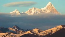 Çin, Everest Dağı'na Bilimsel Keşif Gezisi Başlattı