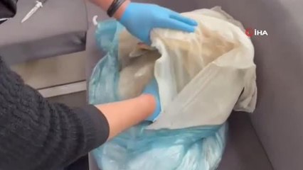 Lavaşların arasında uyuşturucu taşıyan zehir taciri yakayı ele verdi