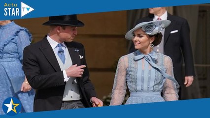 Prince William : pourquoi Kate Middleton le traiterait comme son "quatrième enfant"
