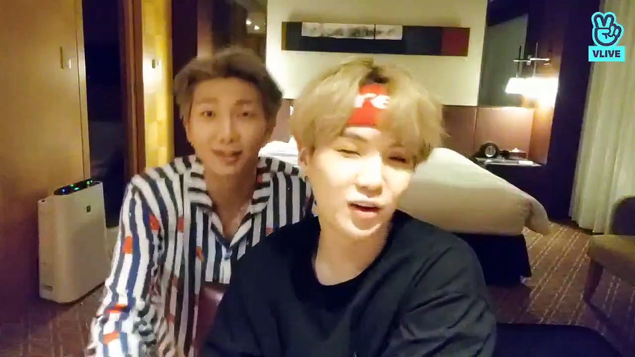 2019.02.16 VLIVE SUGA - BTS Live : 콘서트에서 갓 튀어나온듯한 슈가