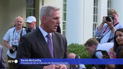 Biden y McCarthy dialogan sobre el techo de deuda de EEUU