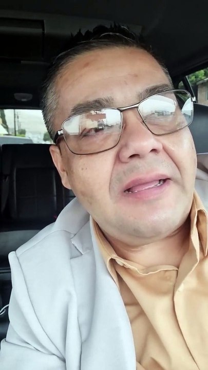 "Si yo soy papá luchón": Niegan entrada a festi...