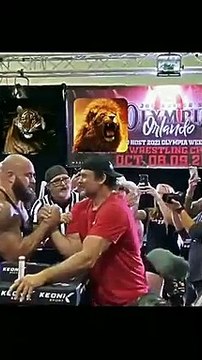 Tiger Vs Lion arm wrestling Lion attitude #trending #viral