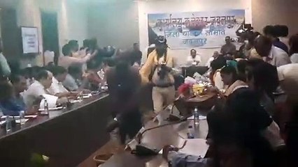 #JilaYojanaSamiti कांग्रेस विधायक ने गोशाला पर पूछा सवाल