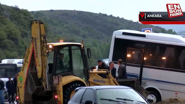 Ankara'da sağanak yağış sele döndü