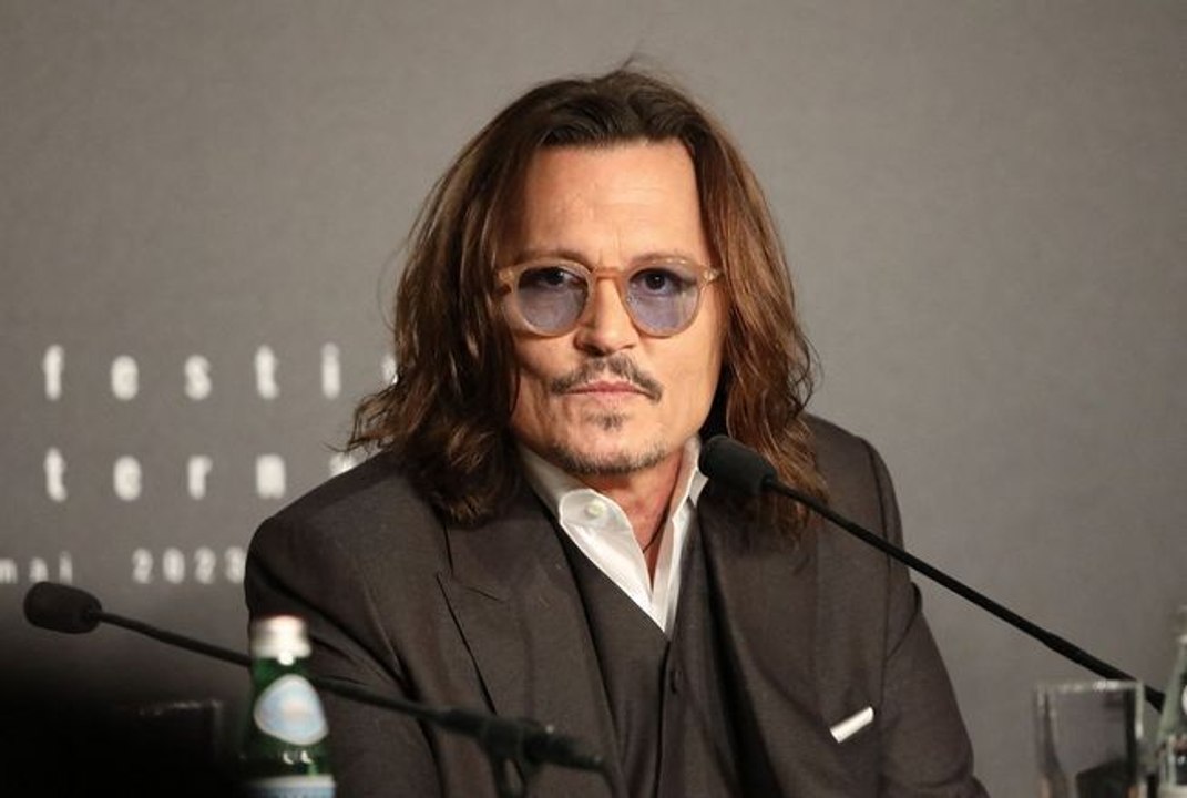 Johnny Depp fait des révélations sur son fils Jack et sa fille Lily-Rose Depp… « Mon jour parfait ? Mes enfants, Vanessa et la famille, c’est tout »