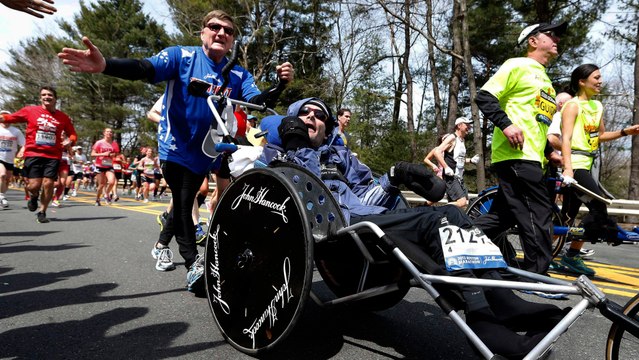Muere Rick Hoyt, el icono de la maratón de Boston al que su padre empujaba en silla de ruedas