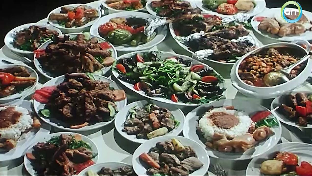 إنقلب العشاء العائلي لخناقة ملت المحل ومعروف مين السبب في ده | التجربة الدنماركية