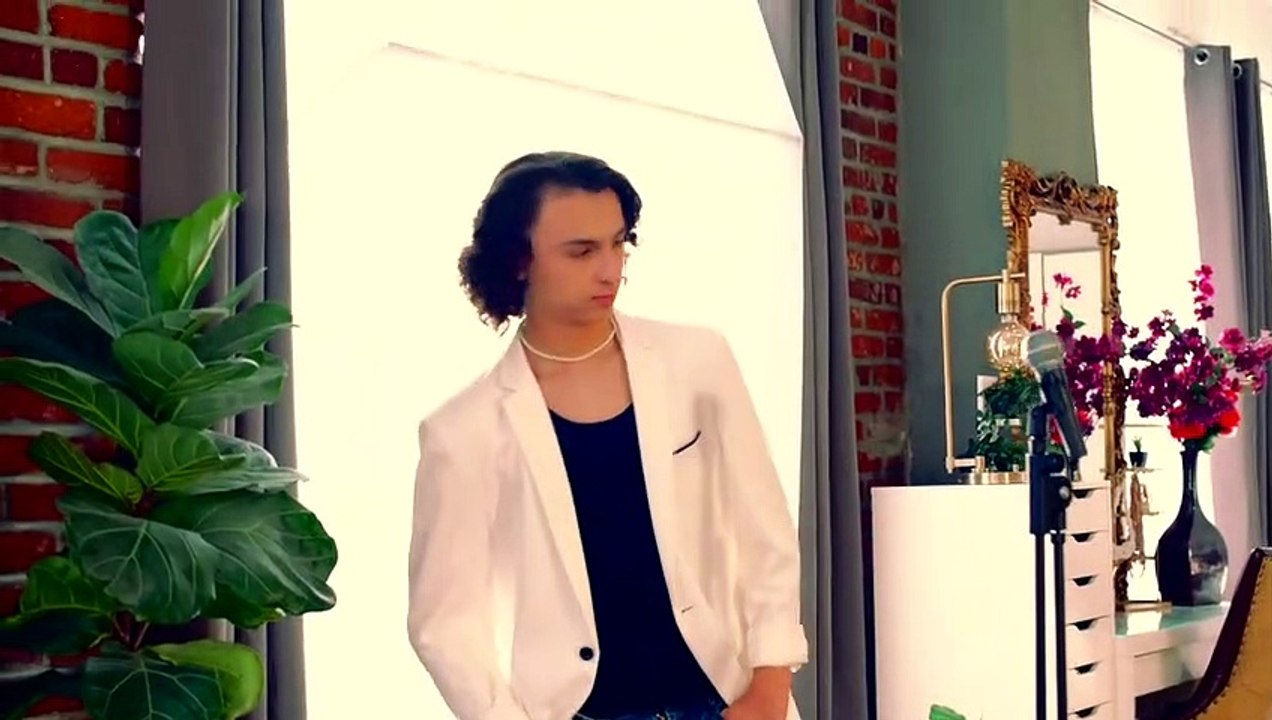 Hayden Williams-Moran -At Last -amazing vocals by 13yr old- -Etta James acoustic cover