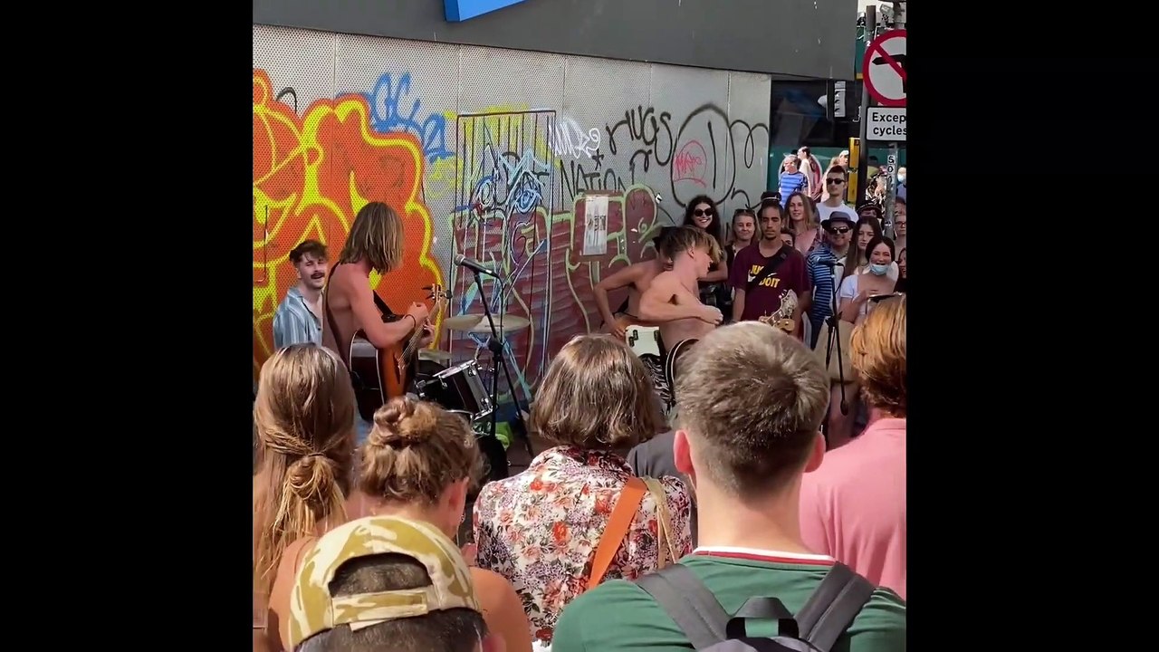 The Big Push Live - Busking Cuts - Brighton - video Dailymotion