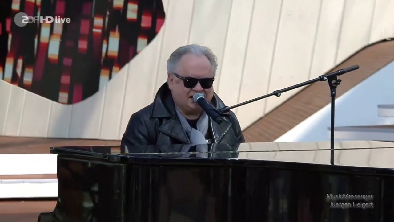 Heinz Rudolf Kunze - Dein ist mein ganzes Herz -  | ZDF Fernsehgarten, 28.05.2023