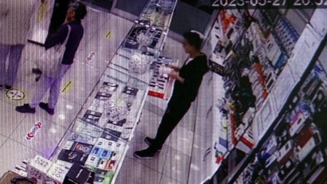 Avcılar’da ilk iş gününde cep telefonu çaldı