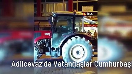 Adilcevaz'da Vatandaşlar Cumhurbaşkanı Erdoğan'ın Seçim Zaferini Traktörle Kutladı