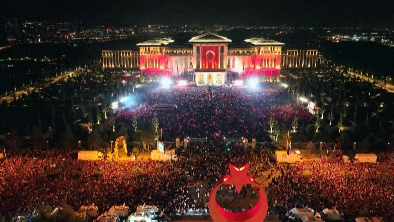 Wahlsieger Erdogan ruft Türkei zu Einheit und Solidarität auf