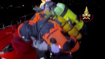 Imbarcazione affondata nel Lago Maggiore, intervento vigili del fuoco - Video