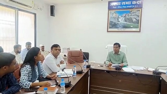 अपर कलेक्टर ने दिए बेरोजगारी भत्ता योजना के लाभार्थियों को कौशल प्रशिक्षण देने शेड्यूल बनाने के निर्देश