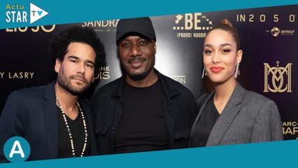 Harry Roselmack et sa fiancée, Elsa Zylberstein et Caroline Margeridon en cuir se régalent aux soiré