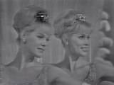 Kessler Twins - On How To Be Lovely (Live On The Ed Sullivan Show, March 29, 1964)