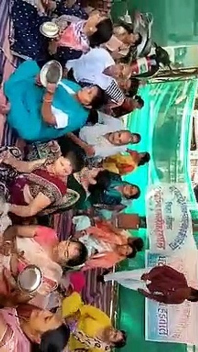 नीमच में एएनएम ने थाली बजाकर दर्ज कराया विरोध