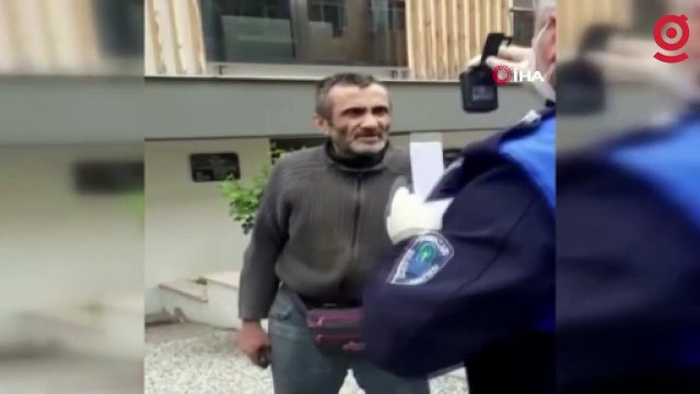 Şikayet ile ortaya çıkıt: Eskişehir'de bir evden 50 ton çöp çıkarıldı