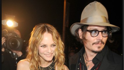 GALA VIDEO - Johnny Depp : ses rares confidences sur son ex Vanessa Paradis, “une femme sublime”