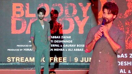 Shahid Kapoor's Swaggy Entry At Bloody Daddy Trailer Launch