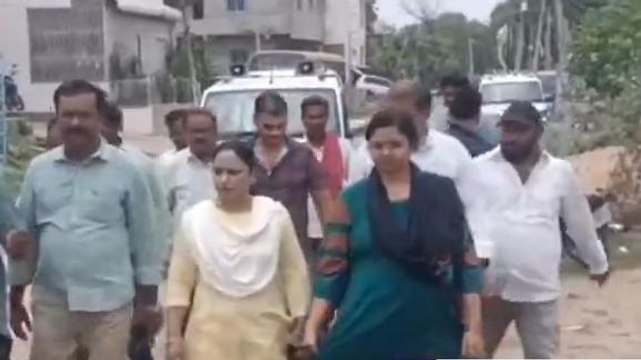 बक्सर: मुख्य पार्षद एवं कार्यपालक पदाधिकारी ने किया नगर का भ्रमण, समस्याओं से हुए रूबरू