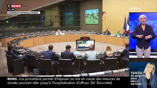 Auditionnée devant la commission d'enquête parlementaire sur les ingérences étrangères, Marine le Pen se défend: Si cela m'avait engagé à quoi que ce soit, je n'aurais pas signé un prêt avec une banque russe