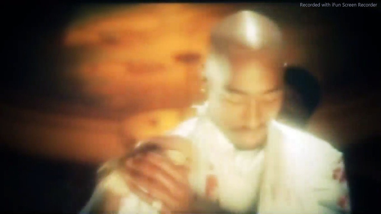 Tupac Shakur 2 of 23