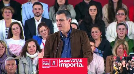 Pedro Sánchez ensalza a Adriana Lastra tras la purga