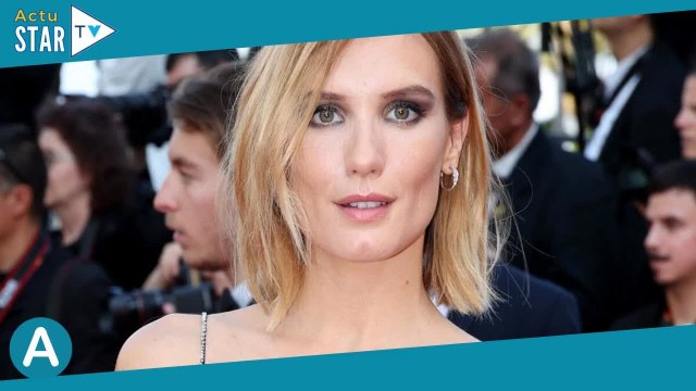 Ana Girardot éblouissante à Cannes, elle ose les paillettes et le décolleté XXL face à Sandra Sisley