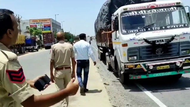 हाइवे पर रॉन्ग साइड आने वालों से पुलिस ने की समझाइश, आज से चालान
