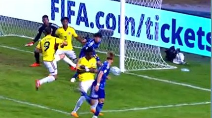 ¿Fue penal? Japón desperdició el cobro frente a Colombia con un terrible disparo