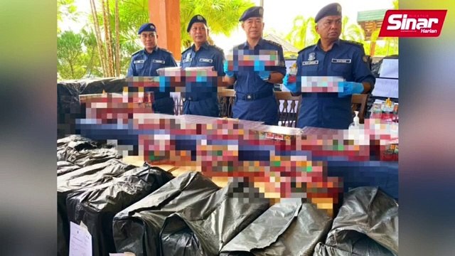 Kastam rampas 2.09 juta batang rokok di Pantai Senok