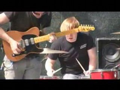 Unknown Rock Band performance in San Francisco Union square