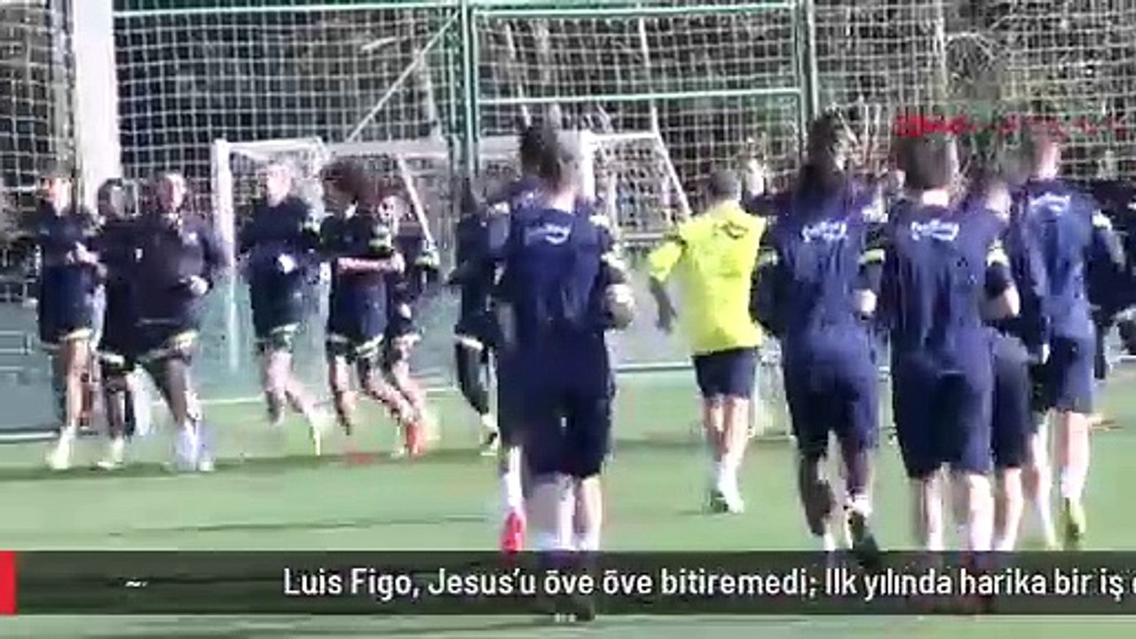 Luis Figo, Jesus'u öve öve bitiremedi: İlk yılında harika bir iş çıkardı