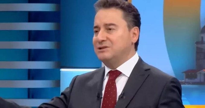 Babacan: Merkez Bankası'nı boşalttıkları gibi vatandaşın bankadaki dövizini de boşalttılar