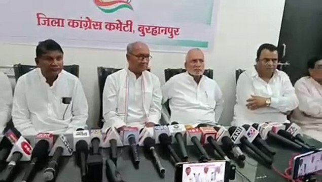 Digvijay Singh said that Kamal Nath, a devotee of Hanuman is bigger than me