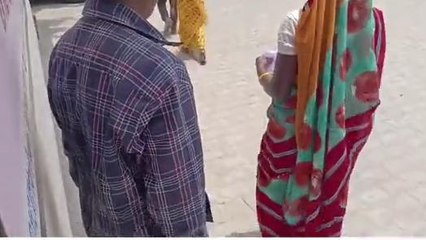 सीतापुर: थाने में महिला के कपड़े फटे, दरोगा पर बड़ा आरोप