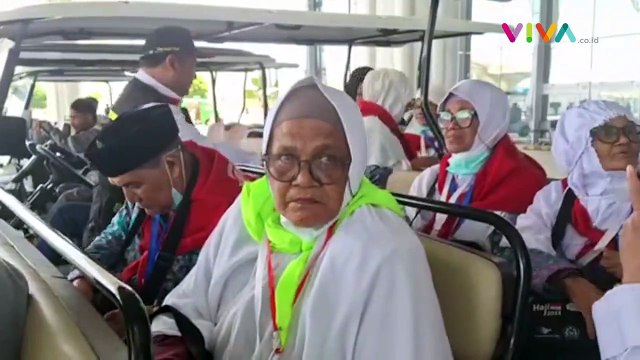 Tangis Jemaah Pecah Iringi Langkah Kakinya di Madinah